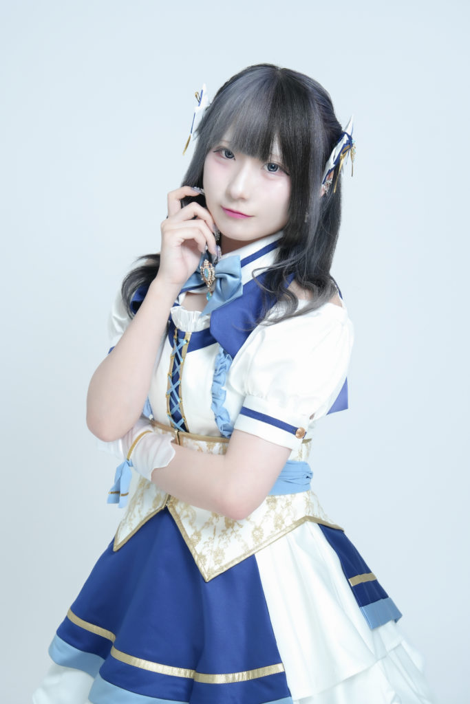 アイドルのアー写 